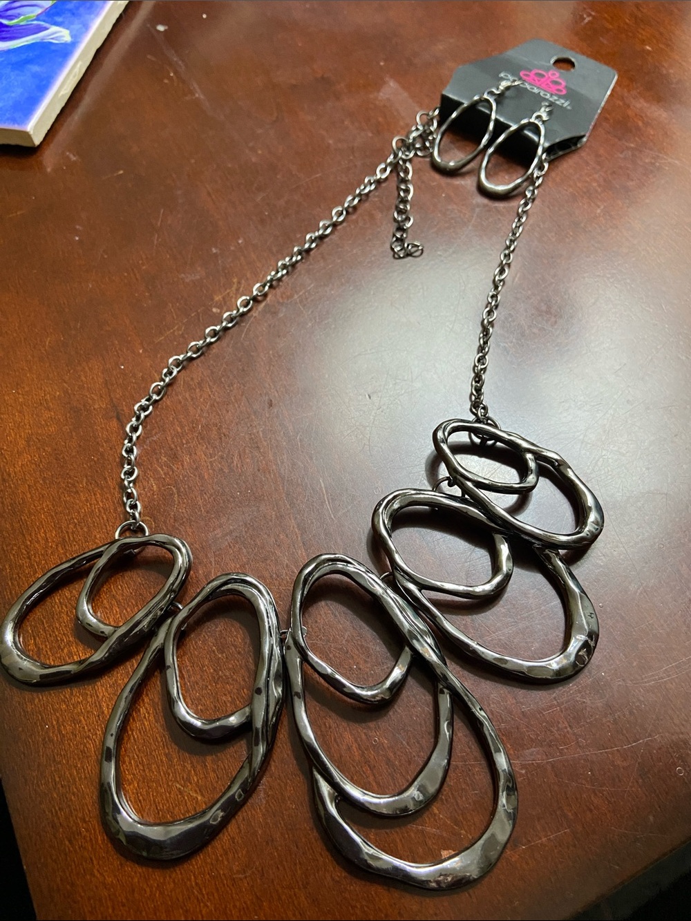 paparazzi Gunmetal Layered Oval Statement Necklace Set - Black